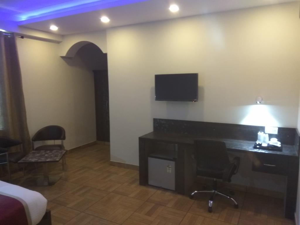 The Park Residency Hotell Greater Noida Eksteriør bilde
