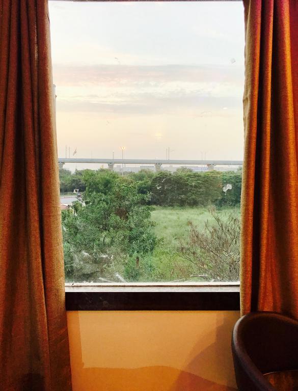 The Park Residency Hotell Greater Noida Eksteriør bilde